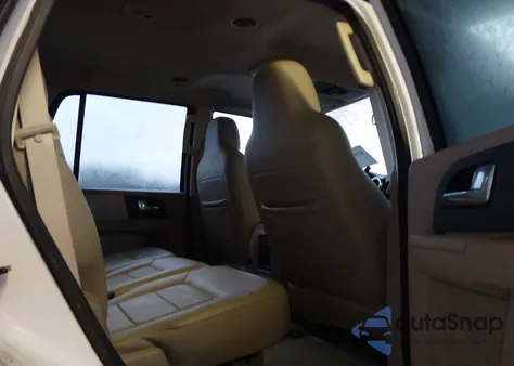 2006 Ford Expedition Xlt/Xlt Sport z USA, uszkodzony, nr VIN 1FMFU15576LA33413